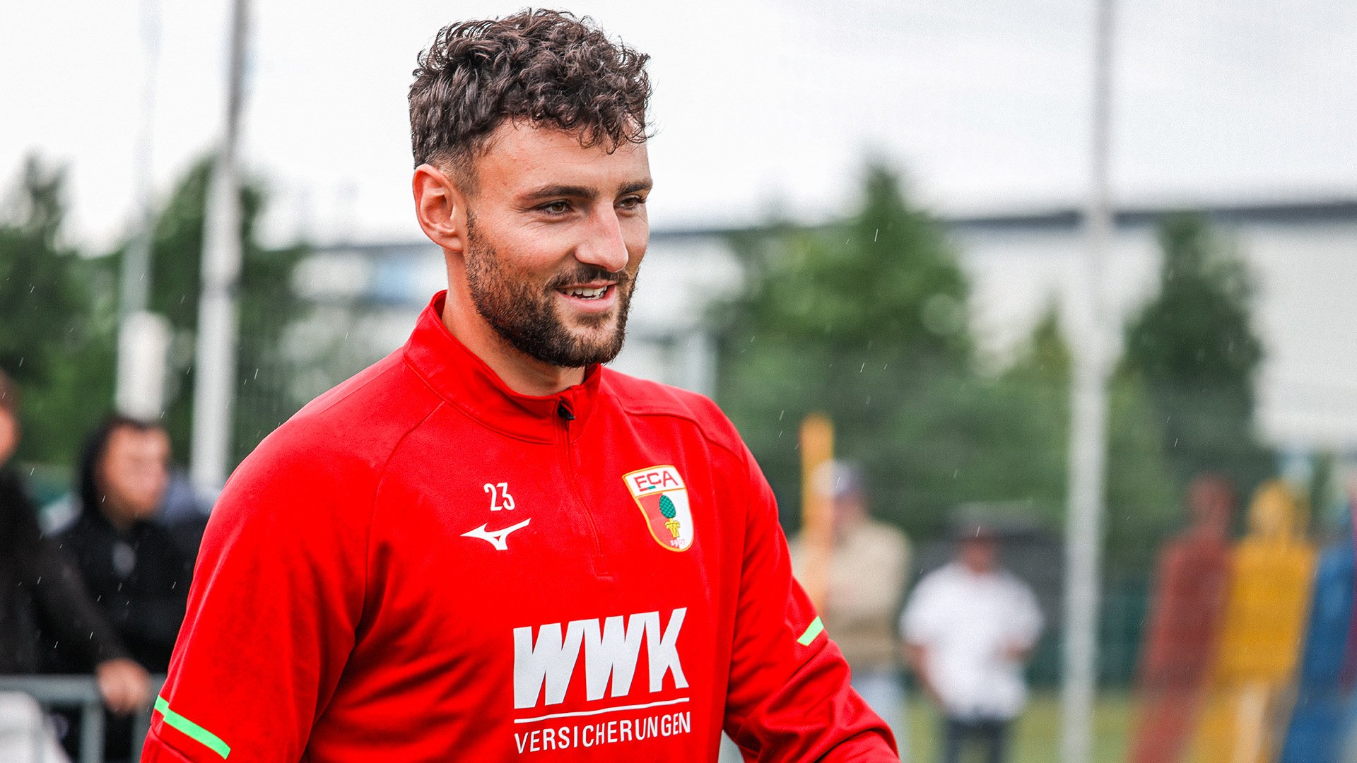 Maximilian Bauer joins Arminia Bielefeld on a permanent basis | FC Augsburg