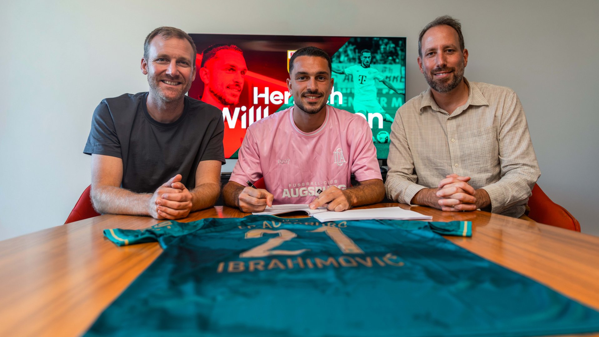 FCA sign U21 international Arijon Ibrahimović | FC Augsburg