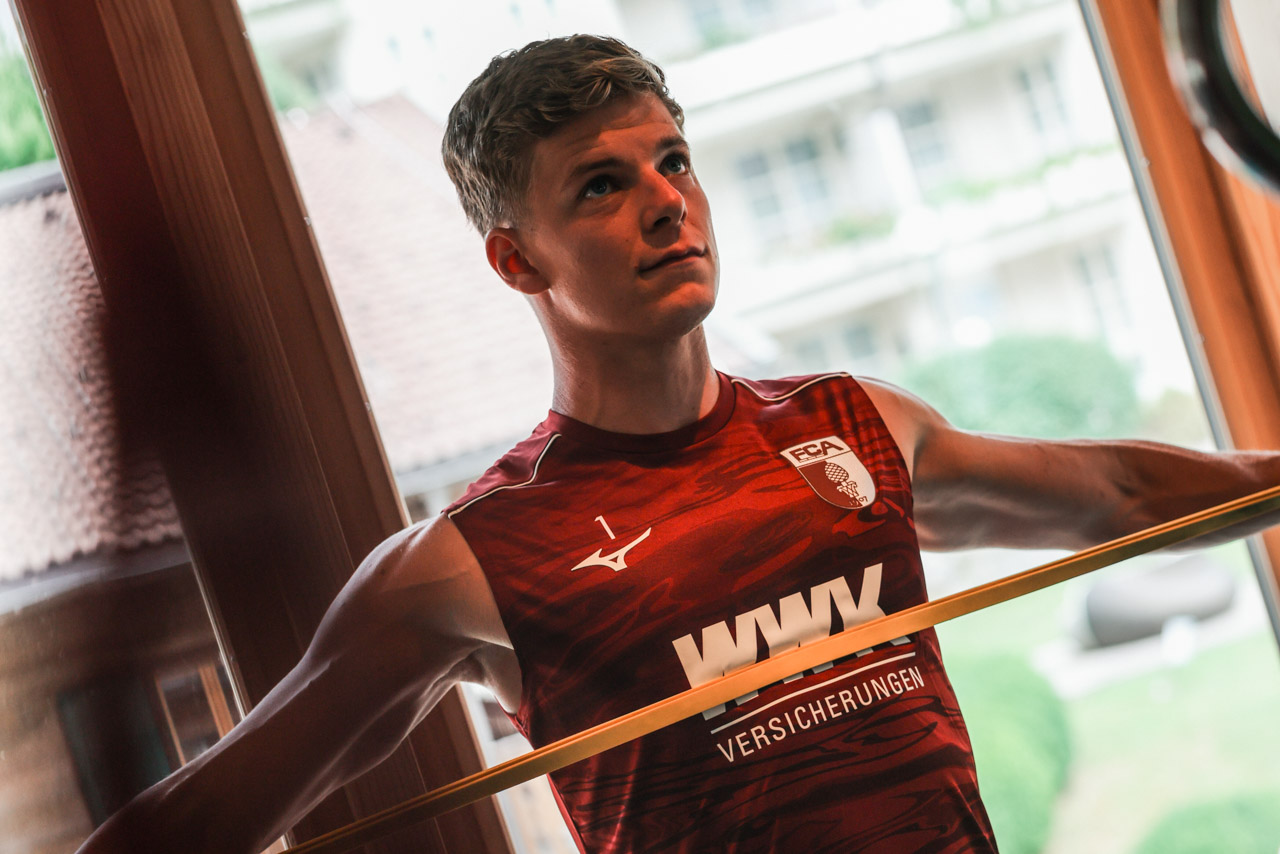 Finn Dahmen beim Regenerationstraining