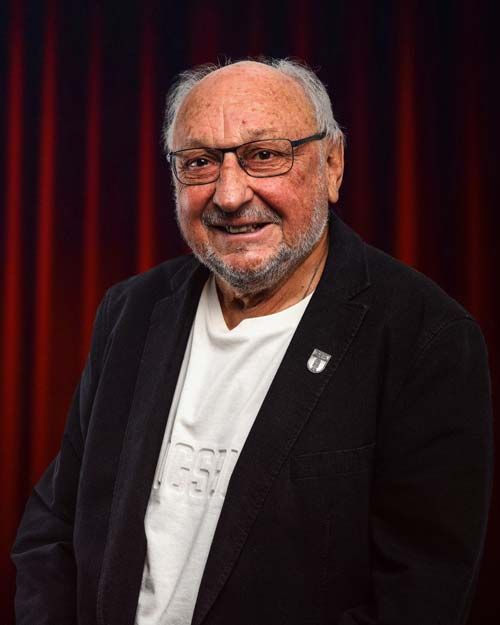 Portraitfoto von Maximilian Hofmeister, Ehrenratsvorsitzender des Fußball-Club Augsburg 1907 e. V.